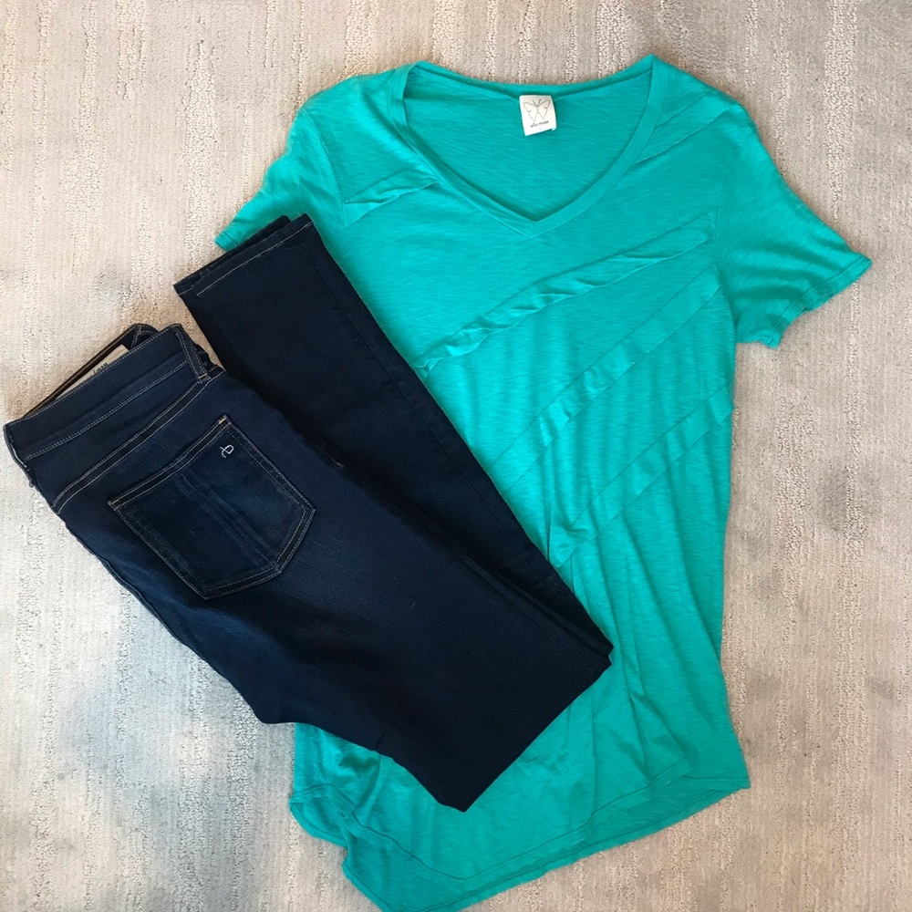 Ella Moss tee